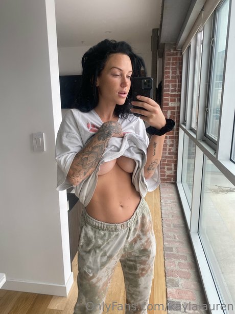 Nacktes geleaktes OnlyFans-Foto von Kayla Lauren