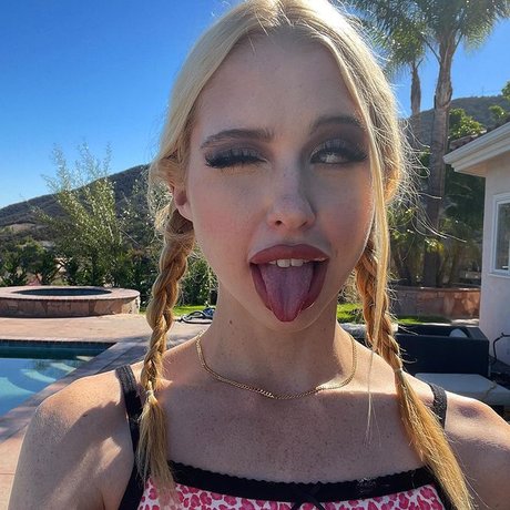 Chloe cherry