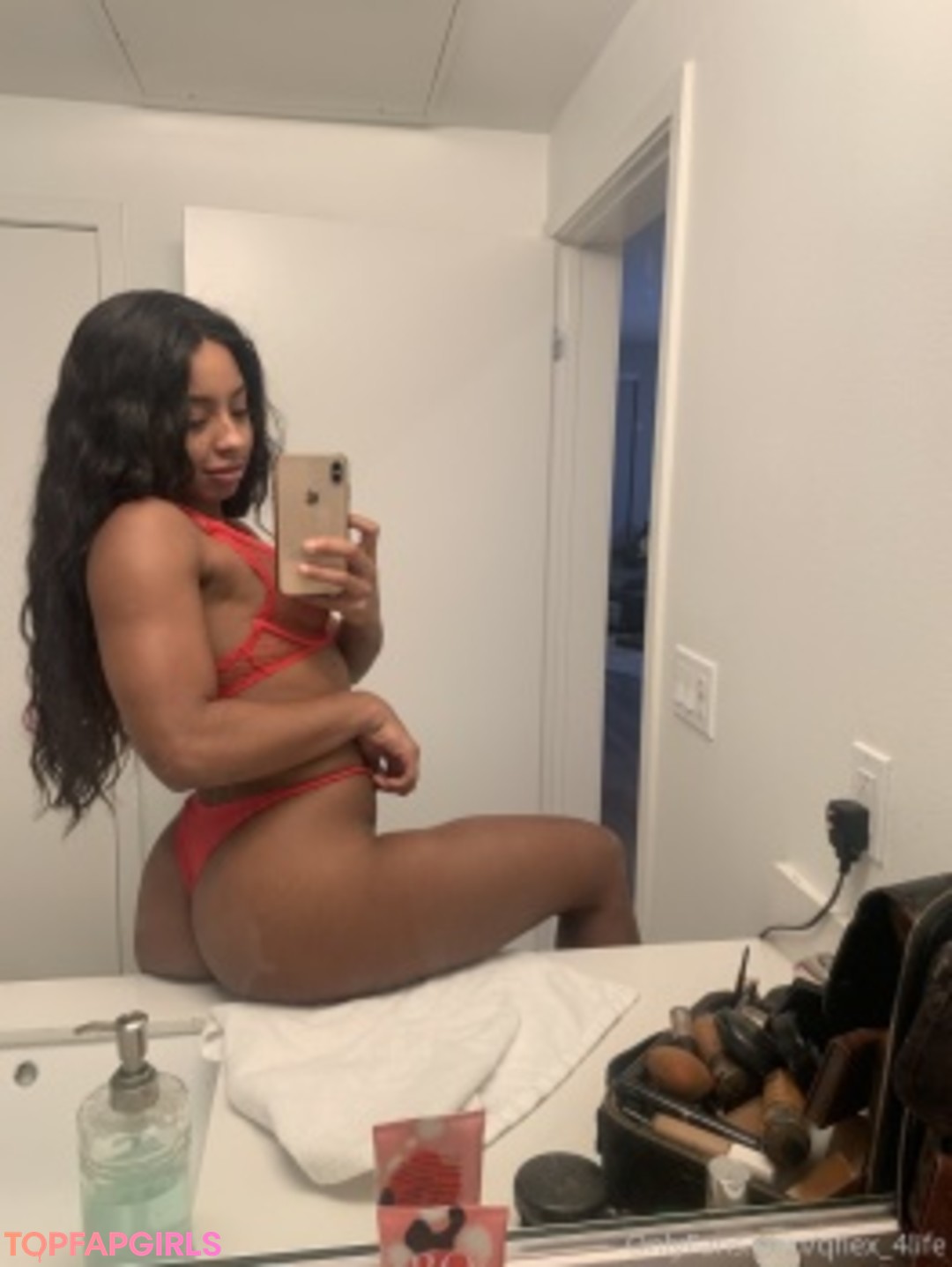 Nacktes geleaktes OnlyFans-Foto von Qimmah Russo #13