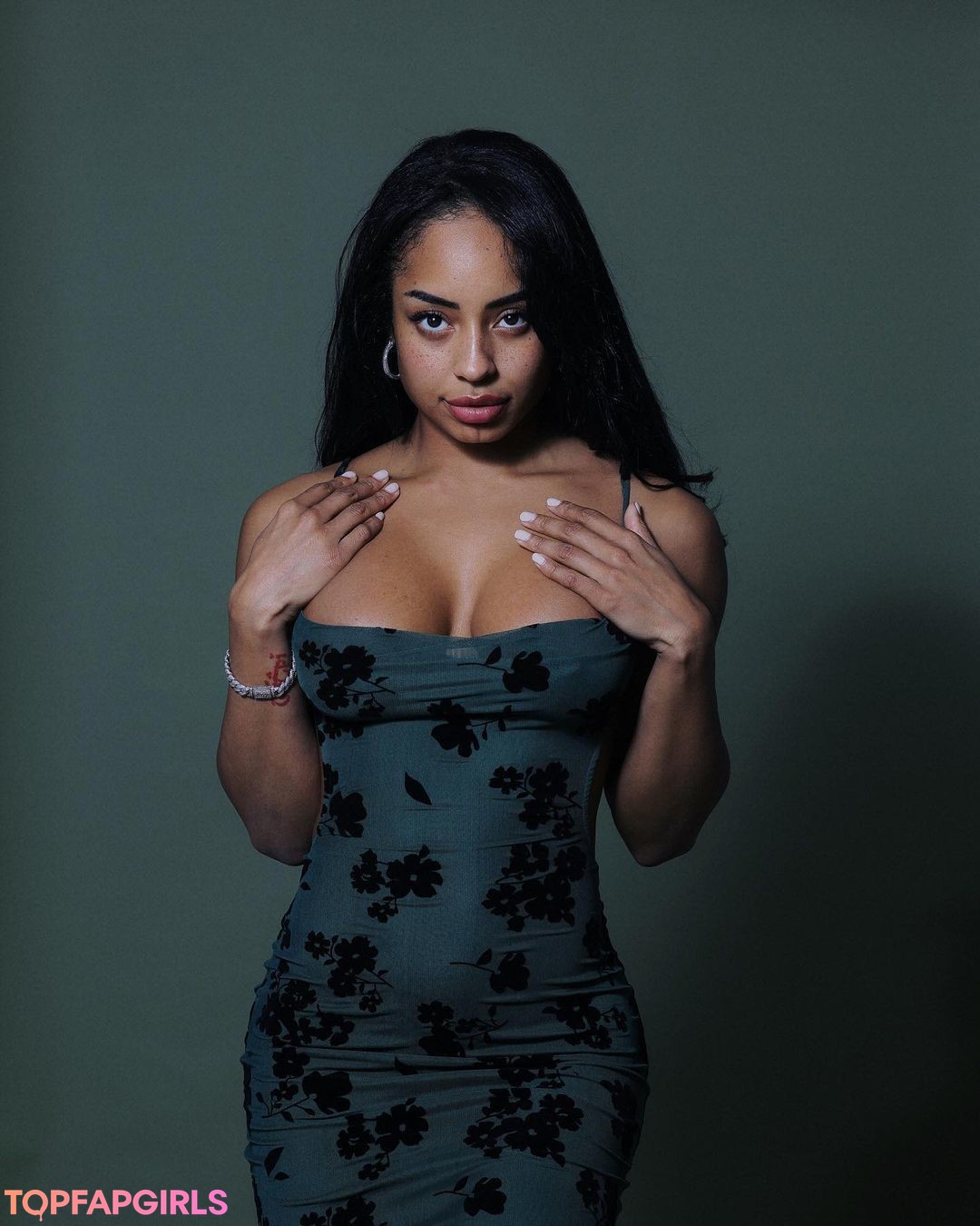 Nacktes geleaktes OnlyFans-Foto von Qimmah Russo #1350