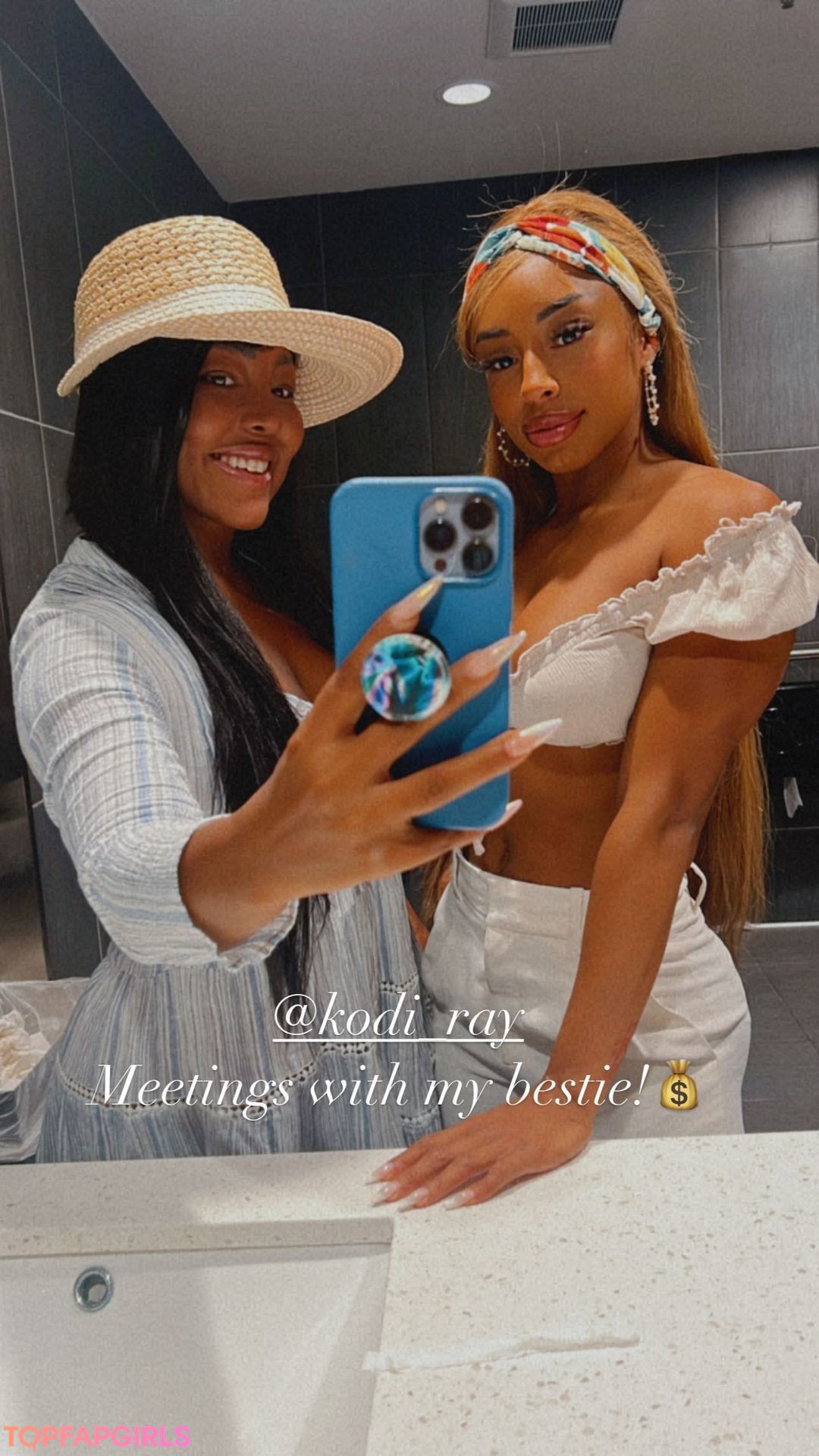 Nacktes geleaktes OnlyFans-Foto von Qimmah Russo #1524