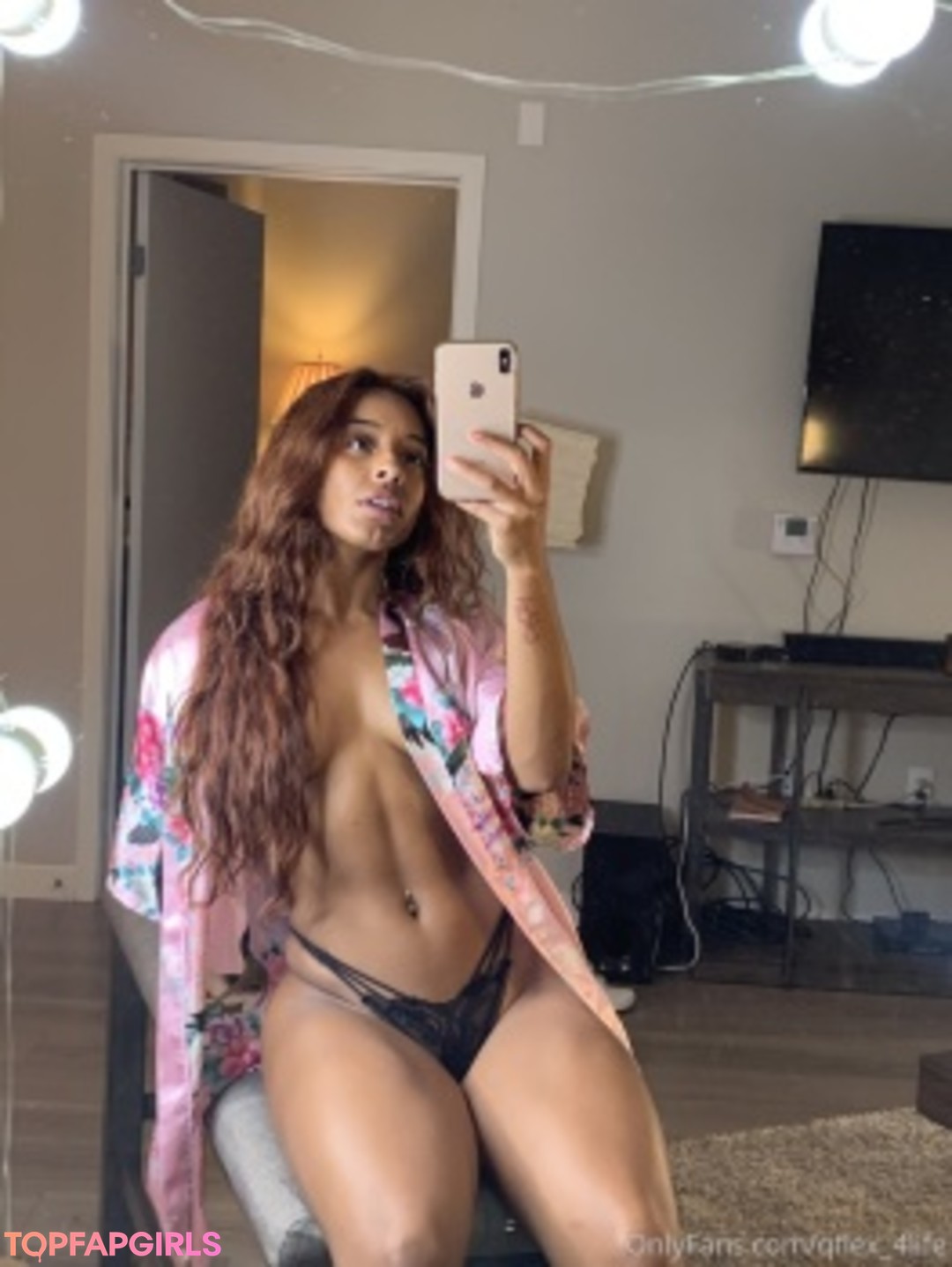 Nacktes geleaktes OnlyFans-Foto von Qimmah Russo #16