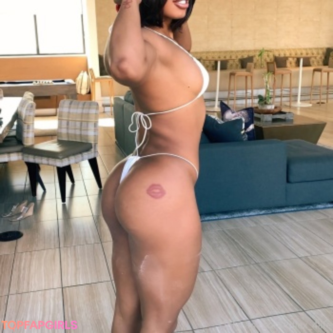 Nacktes geleaktes OnlyFans-Foto von Qimmah Russo #169