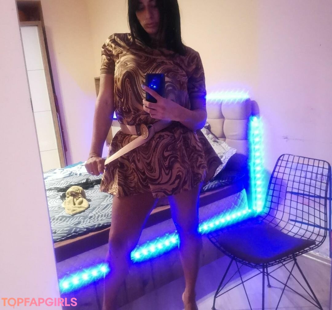 Nacktes geleaktes OnlyFans-Foto von Giulia Daqna #196