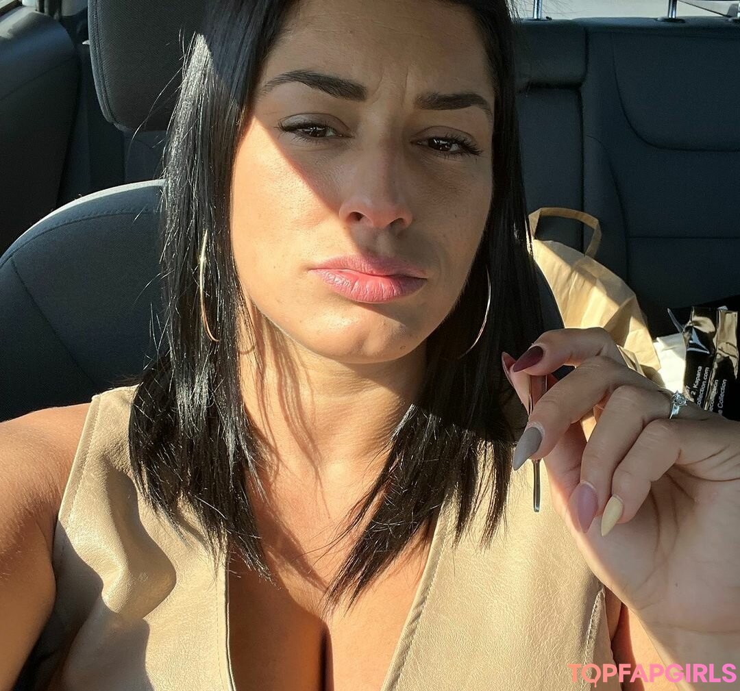 Nacktes geleaktes OnlyFans-Foto von Giulia Daqna #233