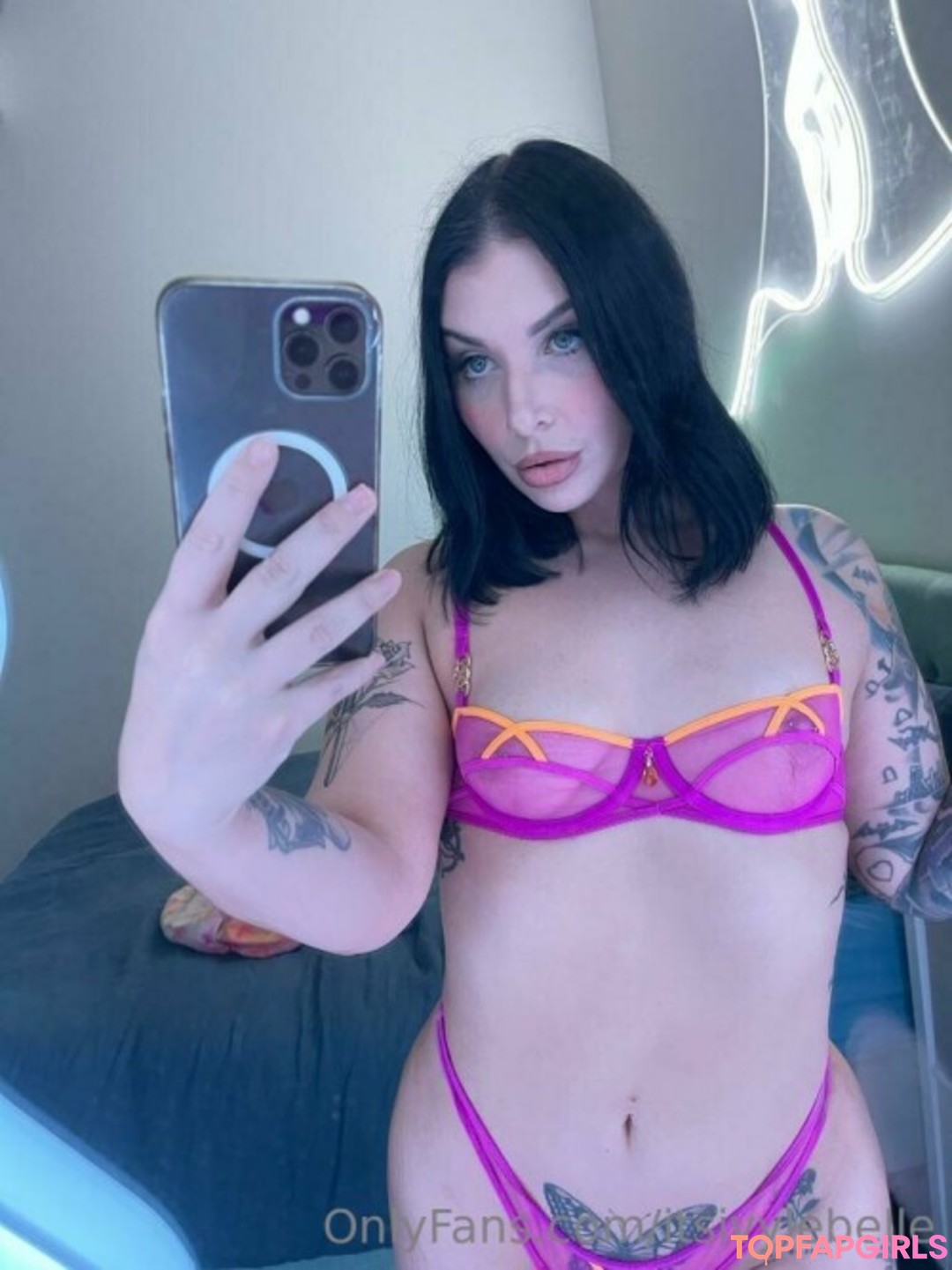 Nacktes geleaktes OnlyFans-Foto von Kharina K #22