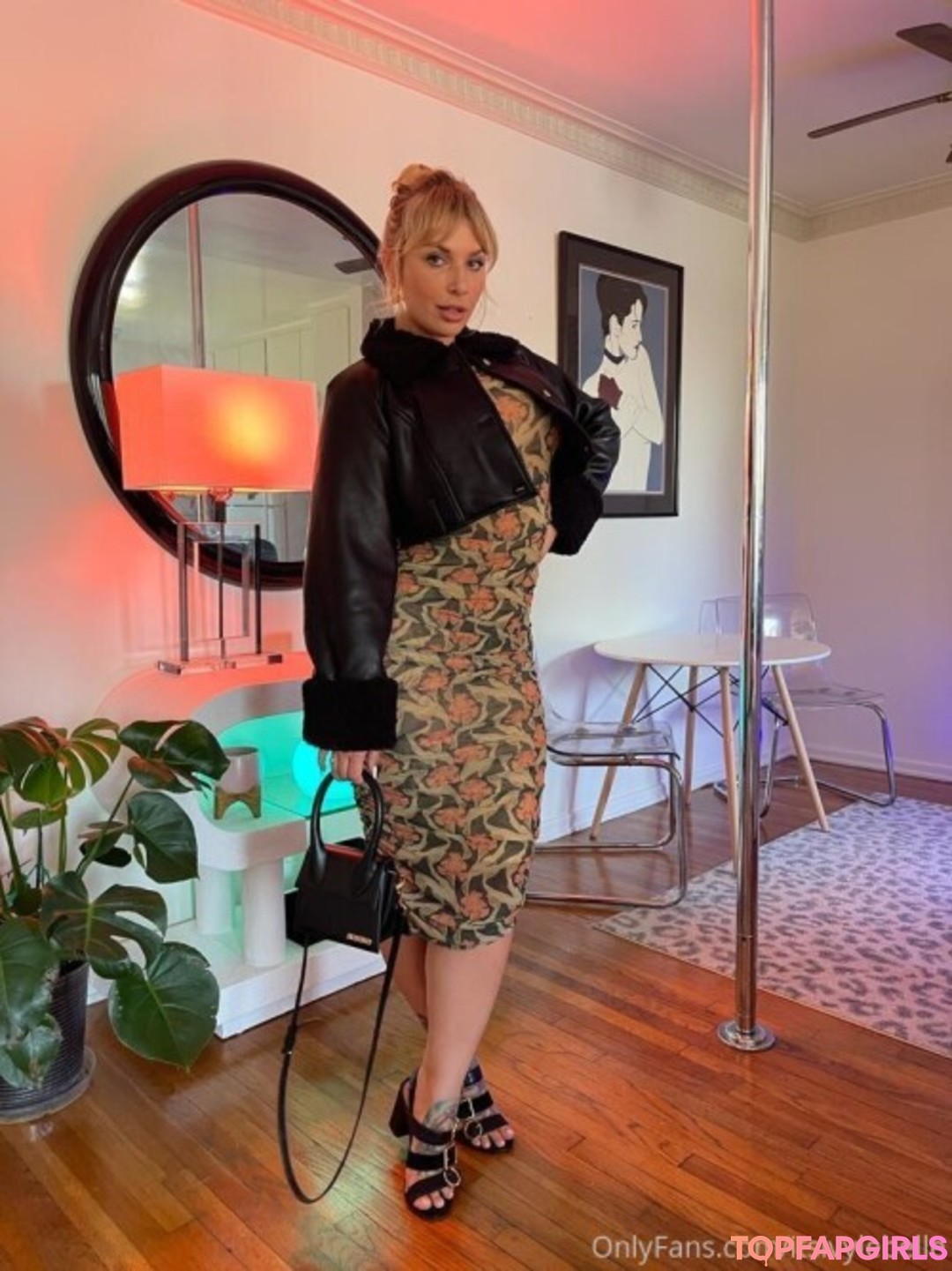 Nacktes geleaktes OnlyFans-Foto von Ivy Lebelle #9