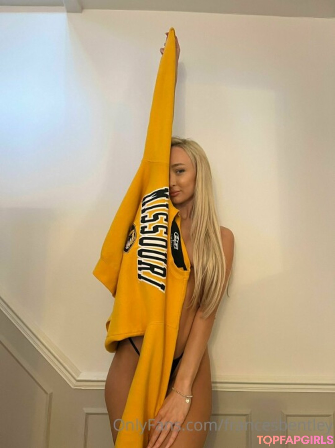 Nacktes geleaktes OnlyFans-Foto von Frances Bentley #48