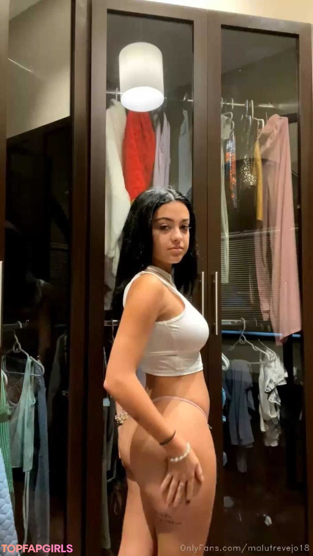 Nacktes geleaktes OnlyFans-Foto von Malu Trevejo #56