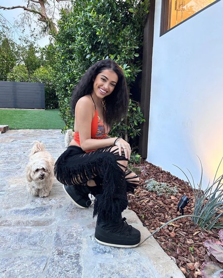 Nacktes geleaktes OnlyFans-Foto von Malu Trevejo