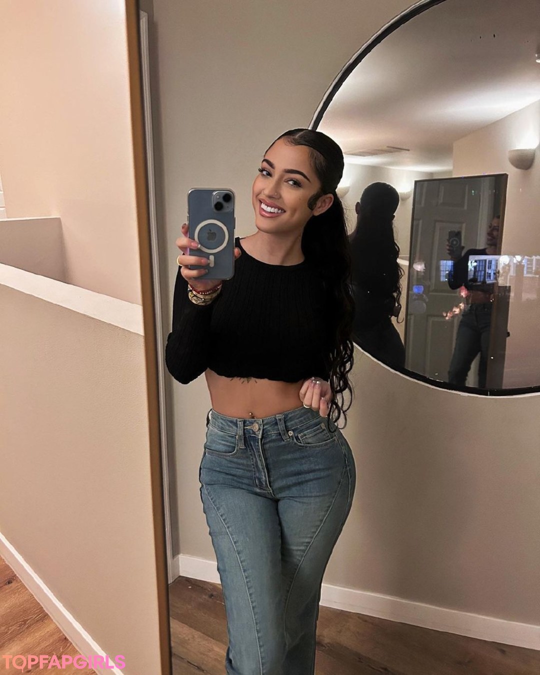 Nacktes geleaktes OnlyFans-Foto von Malu Trevejo #892