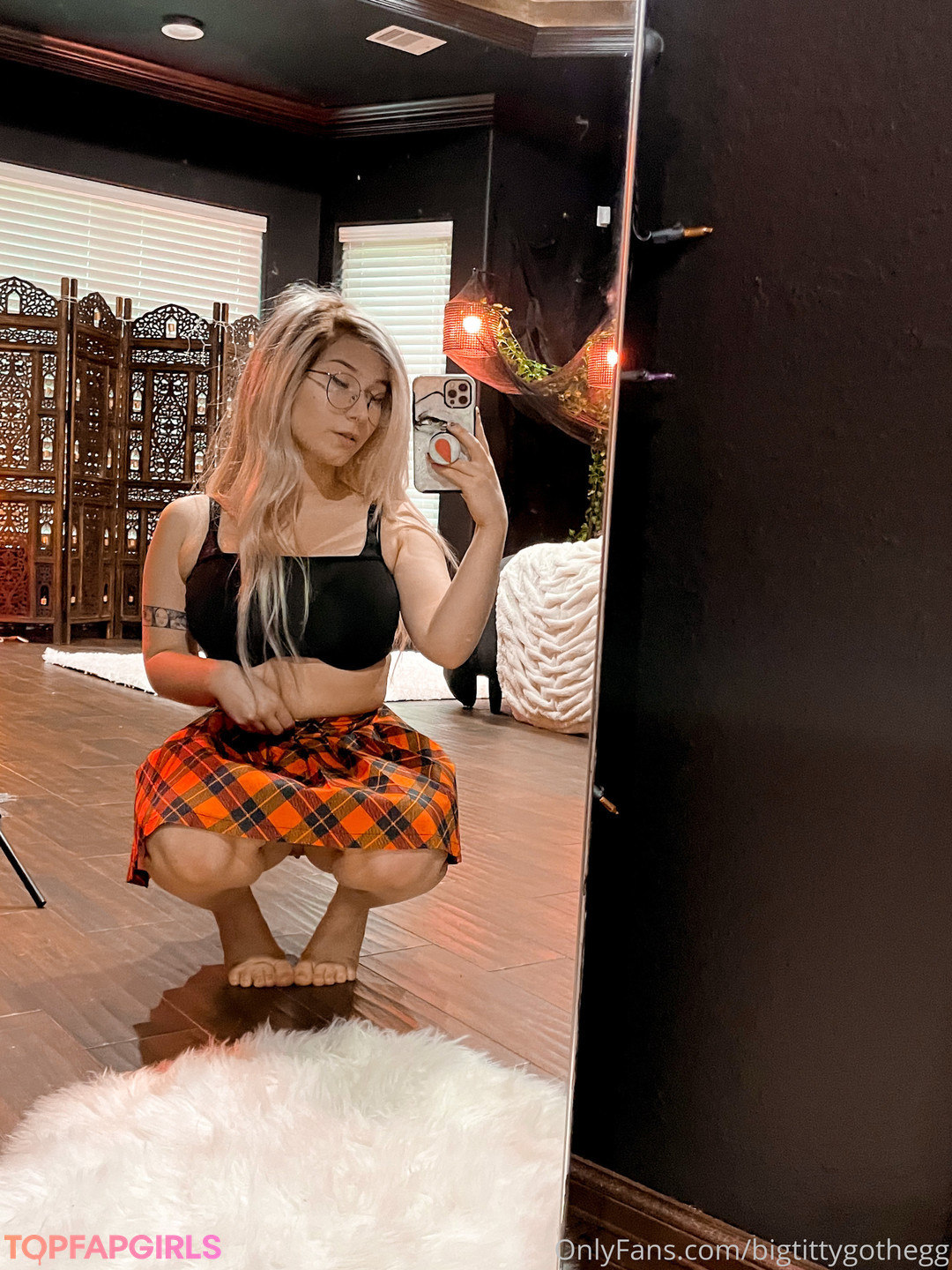 Nacktes geleaktes OnlyFans-Foto von Big Titty Goth Egg #701