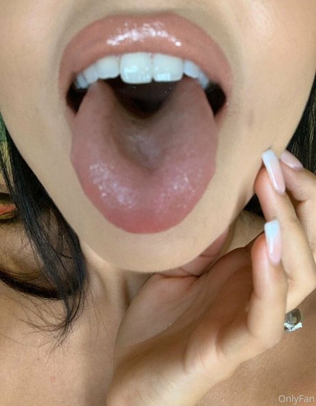 Ariana Marie
