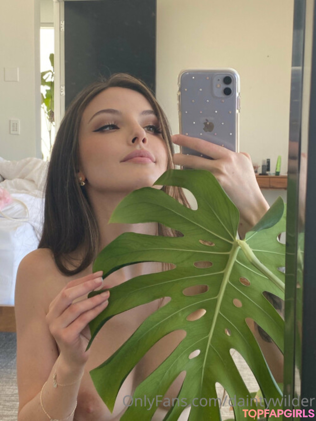 Nacktes geleaktes OnlyFans-Foto von Dainty Wilder #1035