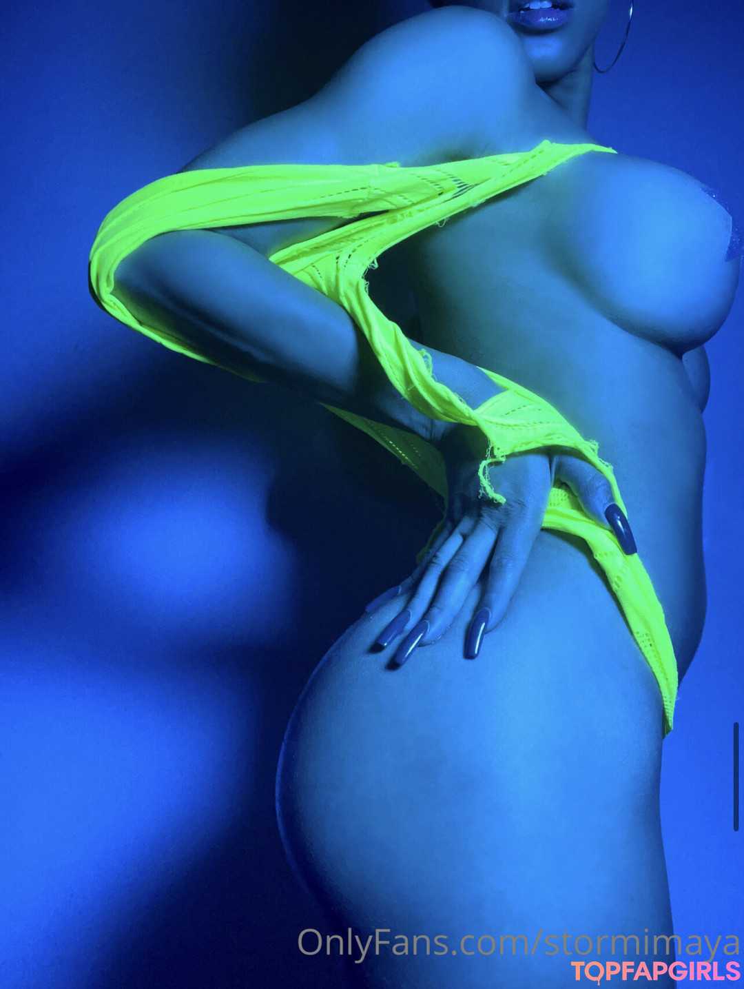 Nacktes geleaktes OnlyFans-Foto von Stormi Maya #696
