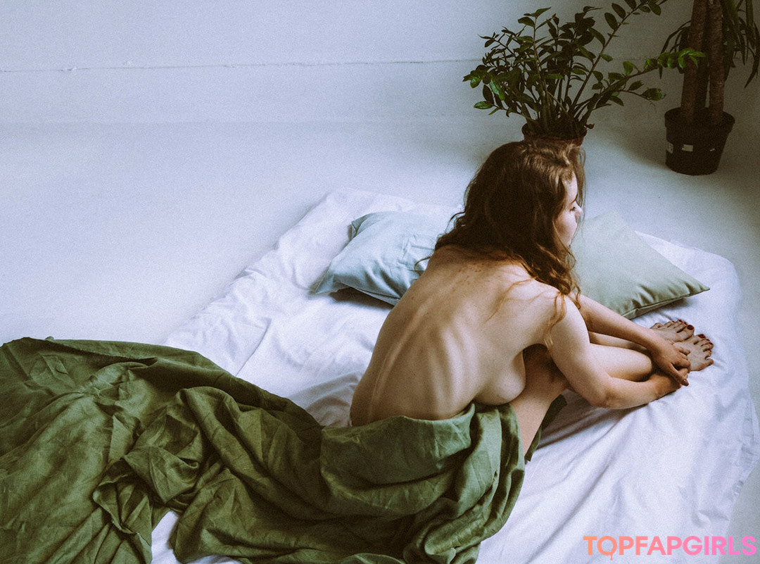 Nacktes geleaktes OnlyFans-Foto von Mila Amour #1572
