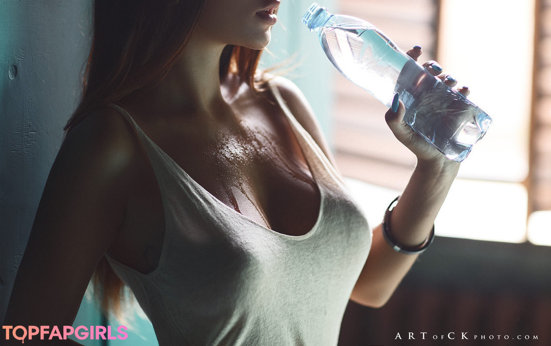 Nacktes geleaktes OnlyFans-Foto von Liya Silver #1297