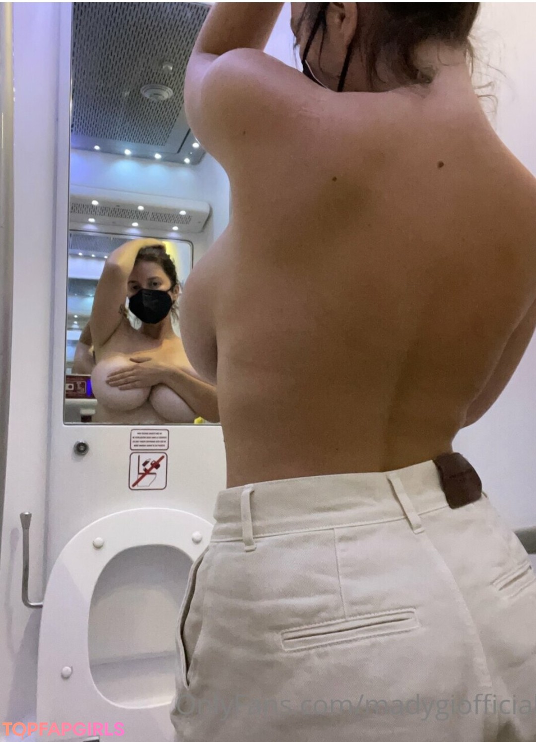 Nacktes geleaktes OnlyFans-Foto von Madalina Loana Filip #1799