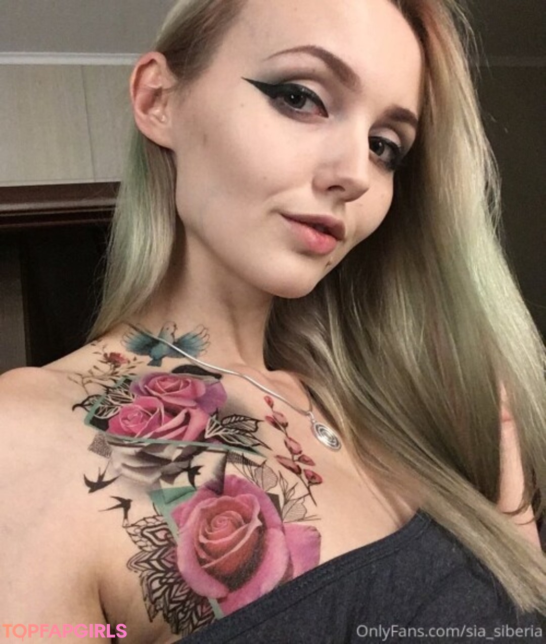Nacktes geleaktes OnlyFans-Foto von Sia Siberia #37