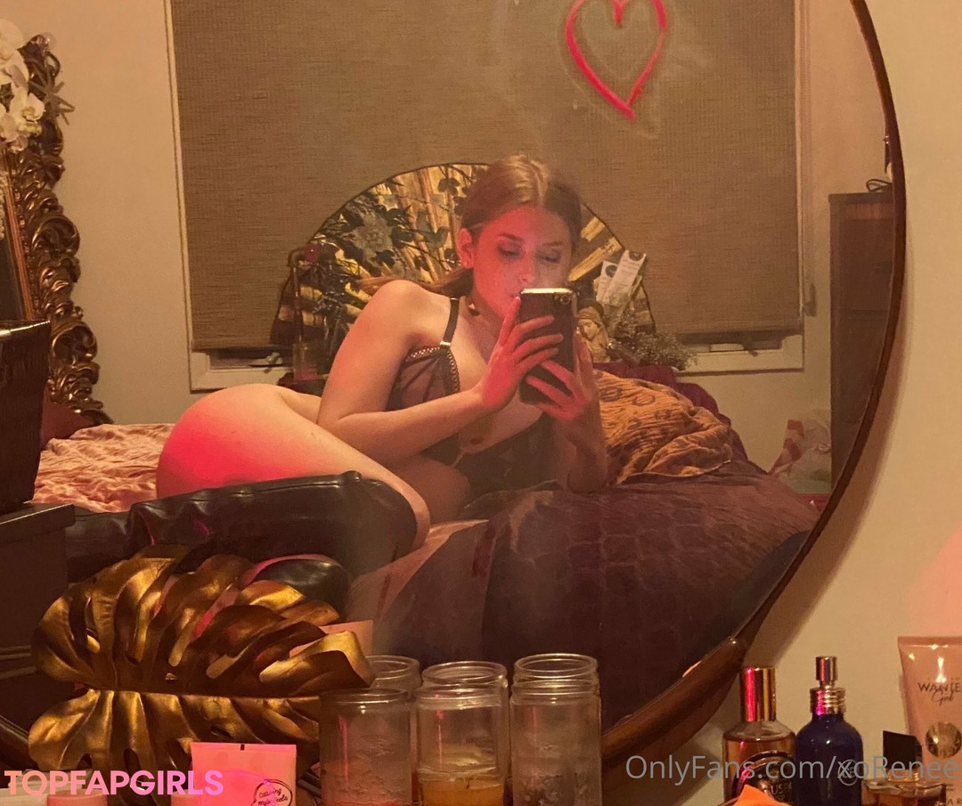 Nacktes geleaktes OnlyFans-Foto von Renee Olstead #1104