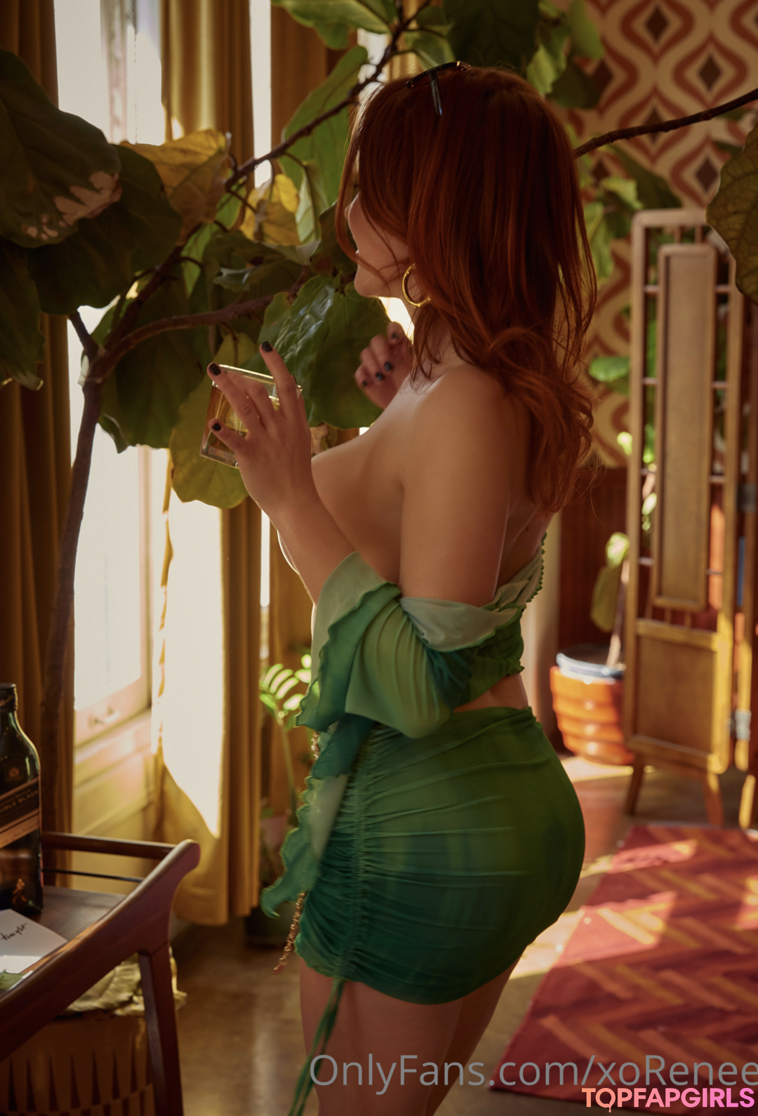 Nacktes geleaktes OnlyFans-Foto von Renee Olstead #436