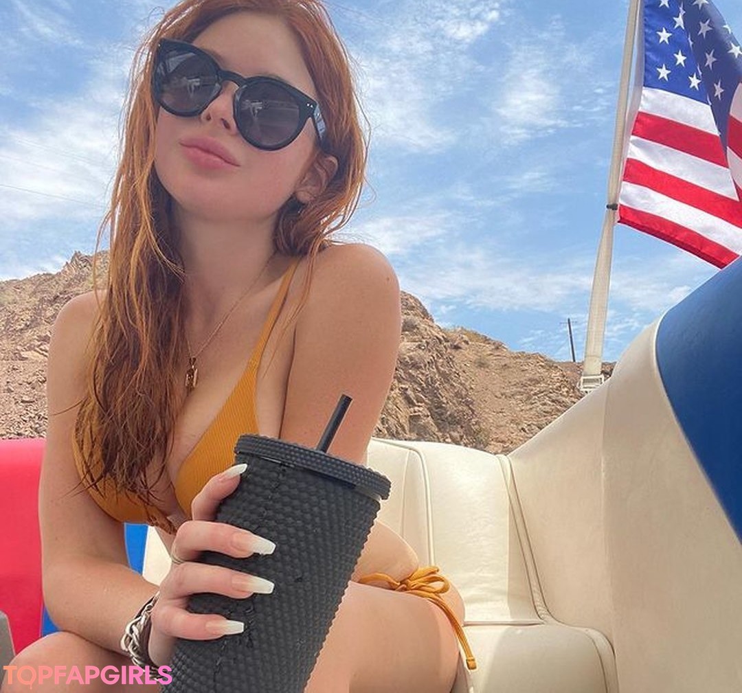 Nacktes geleaktes OnlyFans-Foto von Renee Olstead #695