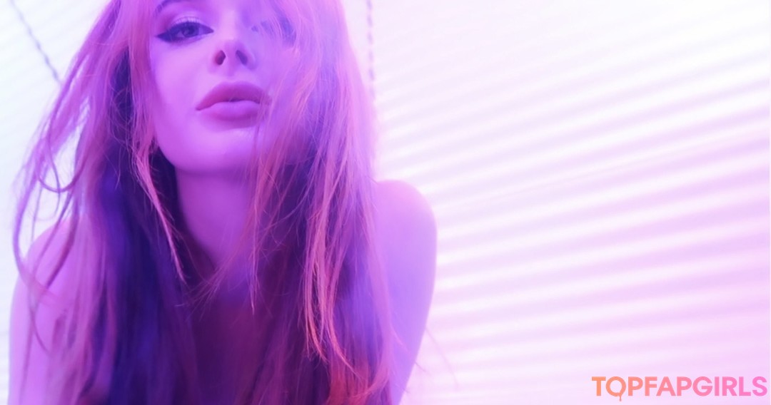 Nacktes geleaktes OnlyFans-Foto von Renee Olstead #699