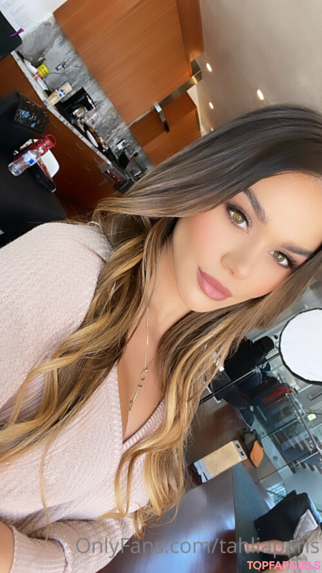 Nacktes geleaktes OnlyFans-Foto von Tahlia Paris #41