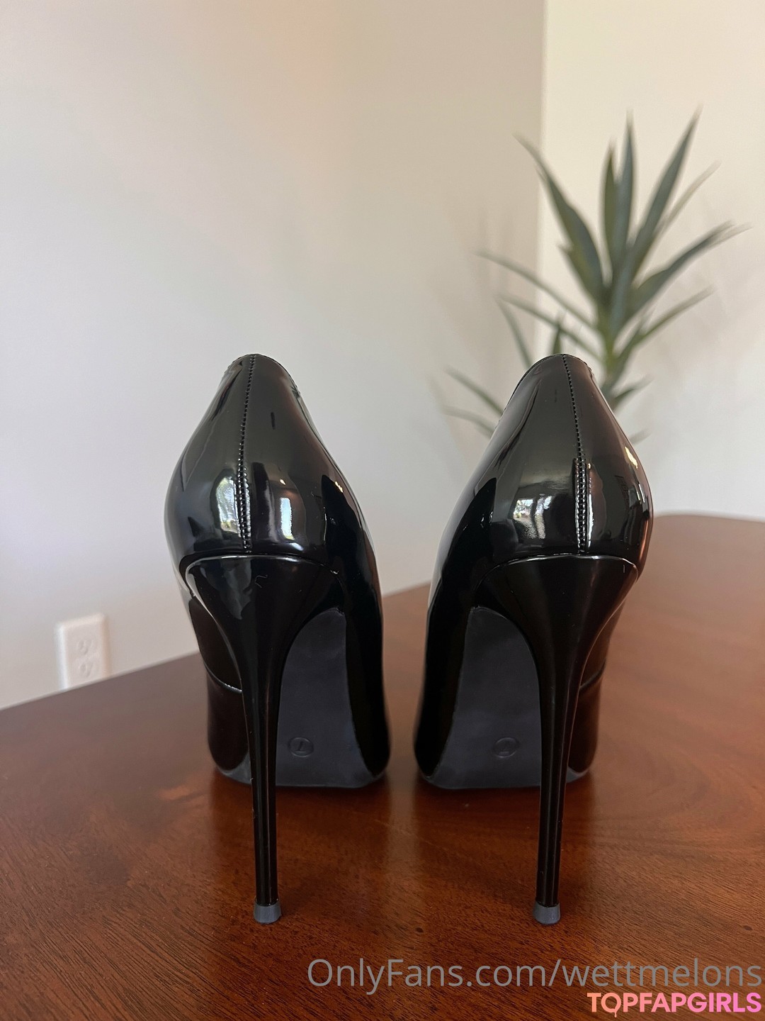 Nacktes geleaktes OnlyFans-Foto von Wettmelons #1812