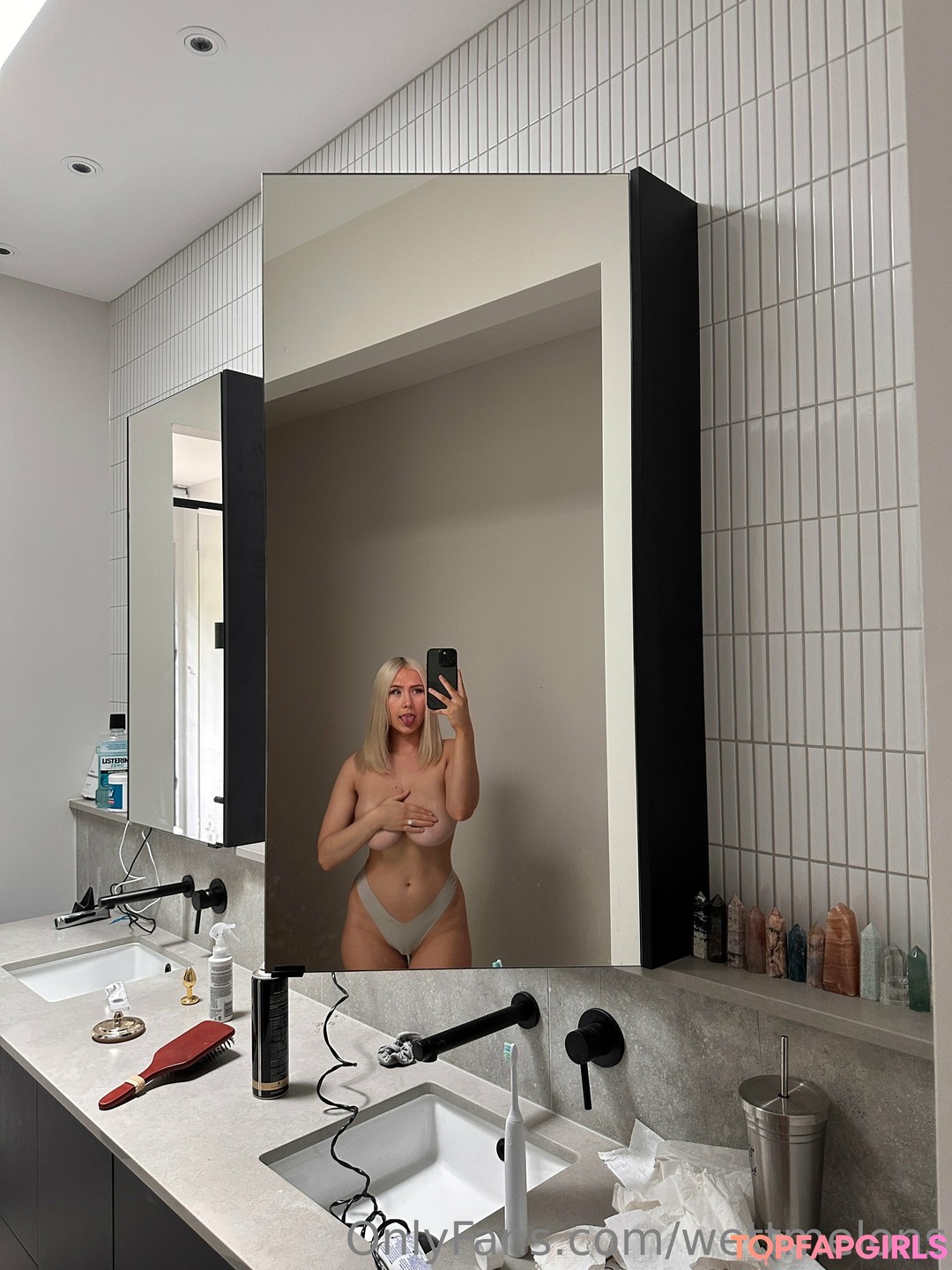 Nacktes geleaktes OnlyFans-Foto von Wettmelons #2685