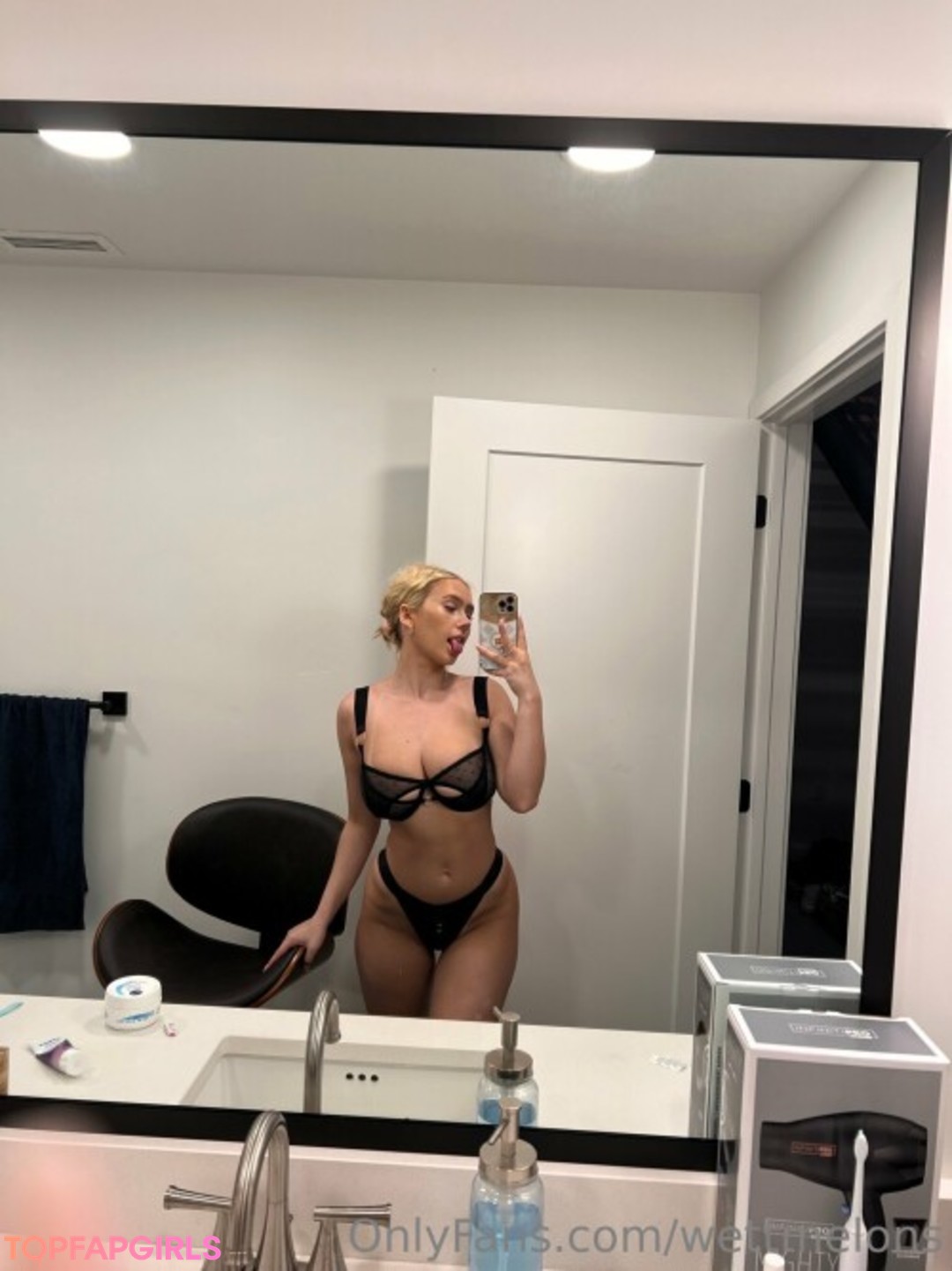 Nacktes geleaktes OnlyFans-Foto von Wettmelons #361