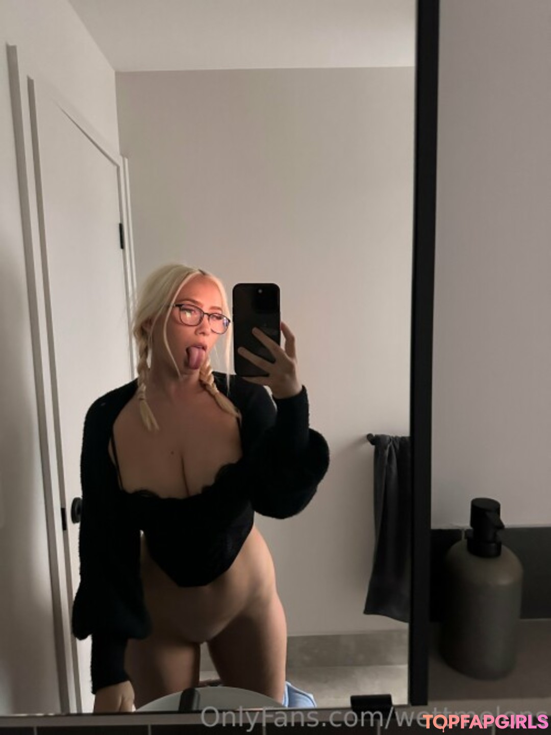 Nacktes geleaktes OnlyFans-Foto von Wettmelons #93
