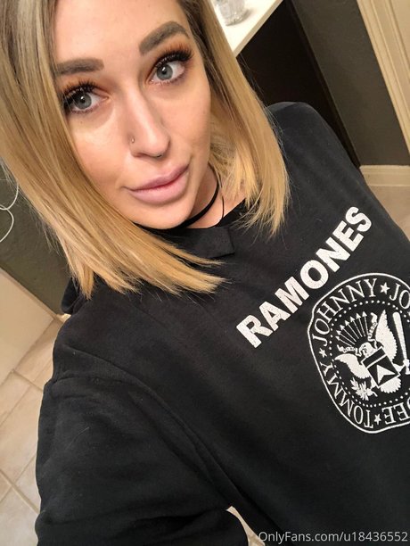 Kleio Valentien