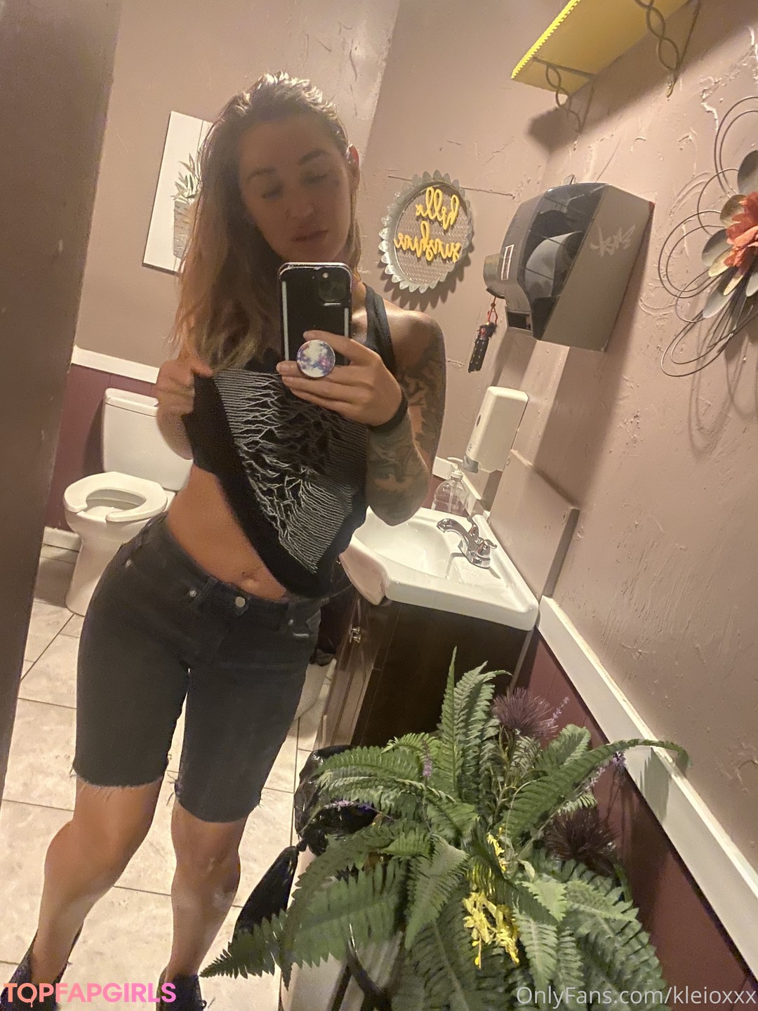 Nacktes geleaktes OnlyFans-Foto von Kleio Valentien #196