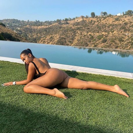Yasmine Lopez
