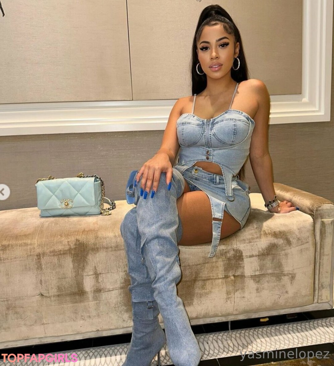 Nacktes geleaktes OnlyFans-Foto von Yasmine Lopez #348
