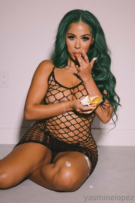 Yasmine Lopez
