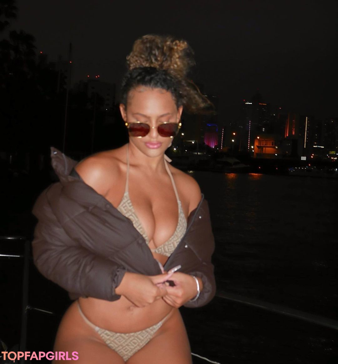 Nacktes geleaktes OnlyFans-Foto von Erica Fontaine #281