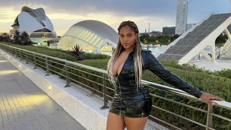Nacktes geleaktes OnlyFans-Foto von Miss Bonnie
