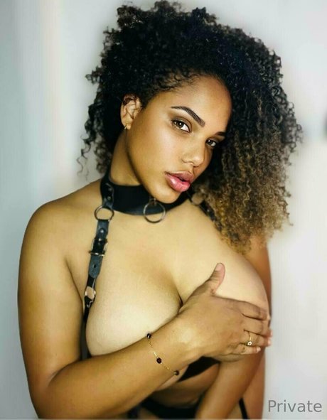 Nacktes geleaktes OnlyFans-Foto von Miss Bonnie