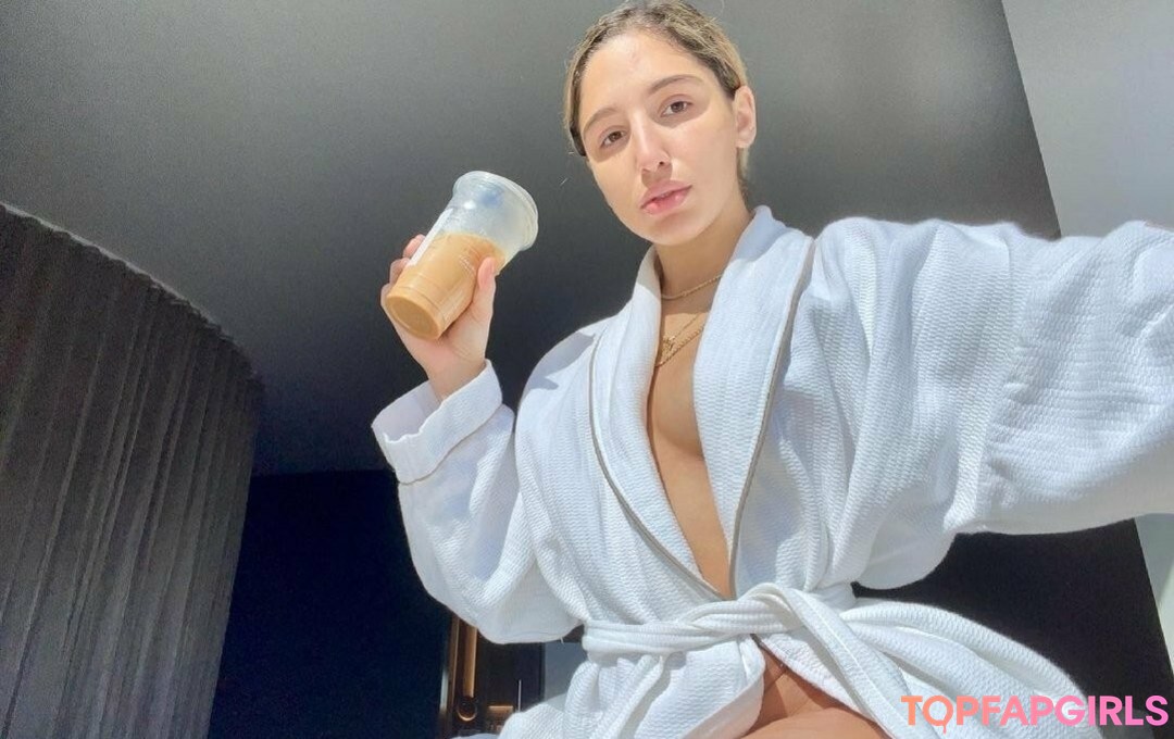 Nacktes geleaktes OnlyFans-Foto von Abella Danger #1108