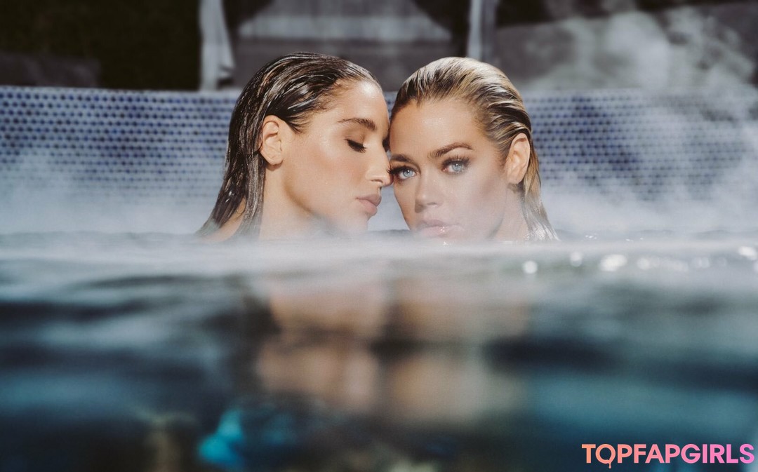 Nacktes geleaktes OnlyFans-Foto von Abella Danger #1371