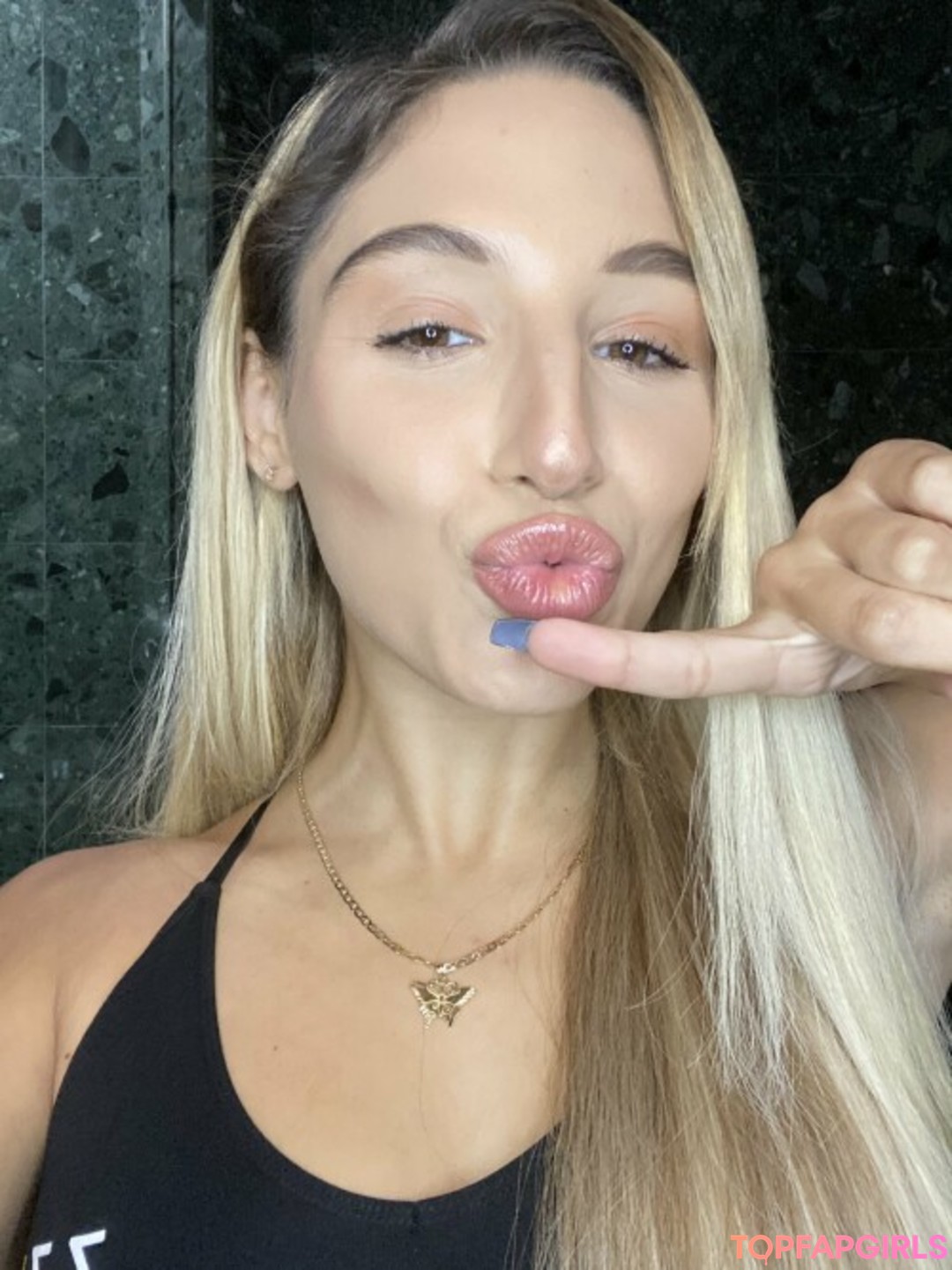 Nacktes geleaktes OnlyFans-Foto von Abella Danger #300