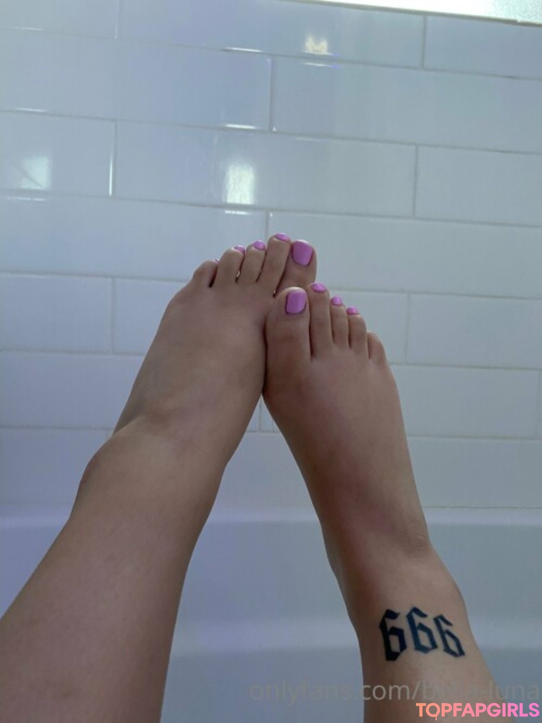 Nacktes geleaktes OnlyFans-Foto von Bella Luna #266