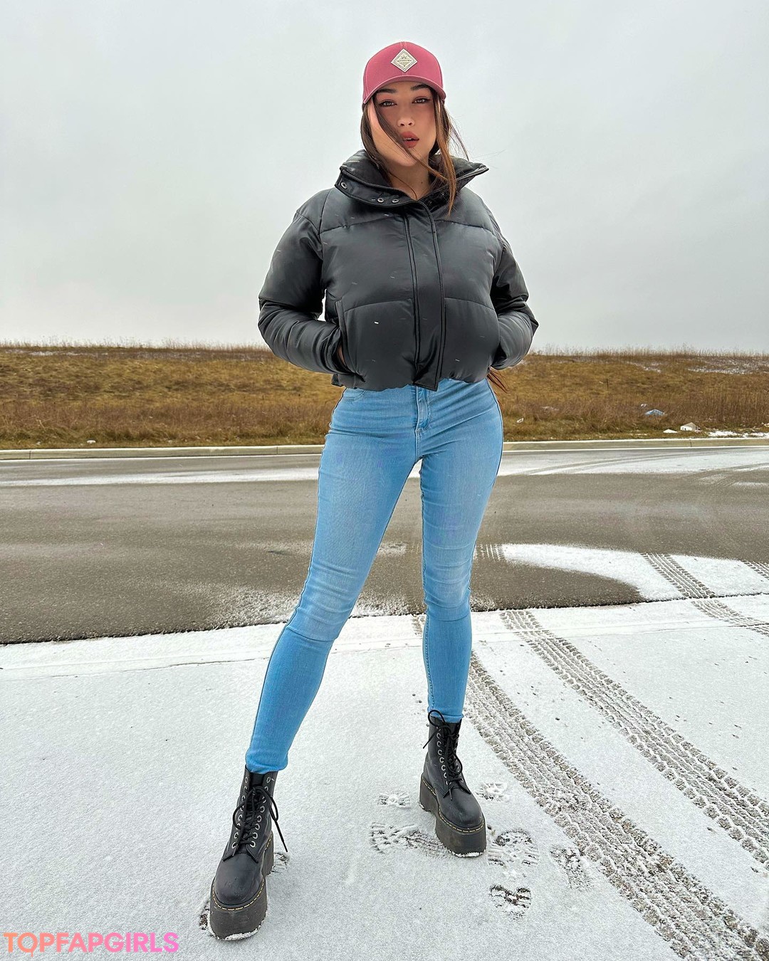 Nacktes geleaktes OnlyFans-Foto von Louisa Khovanski #1084