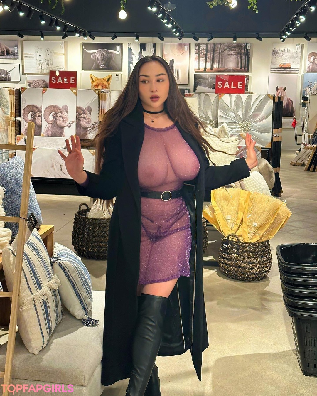 Nacktes geleaktes OnlyFans-Foto von Louisa Khovanski #1164