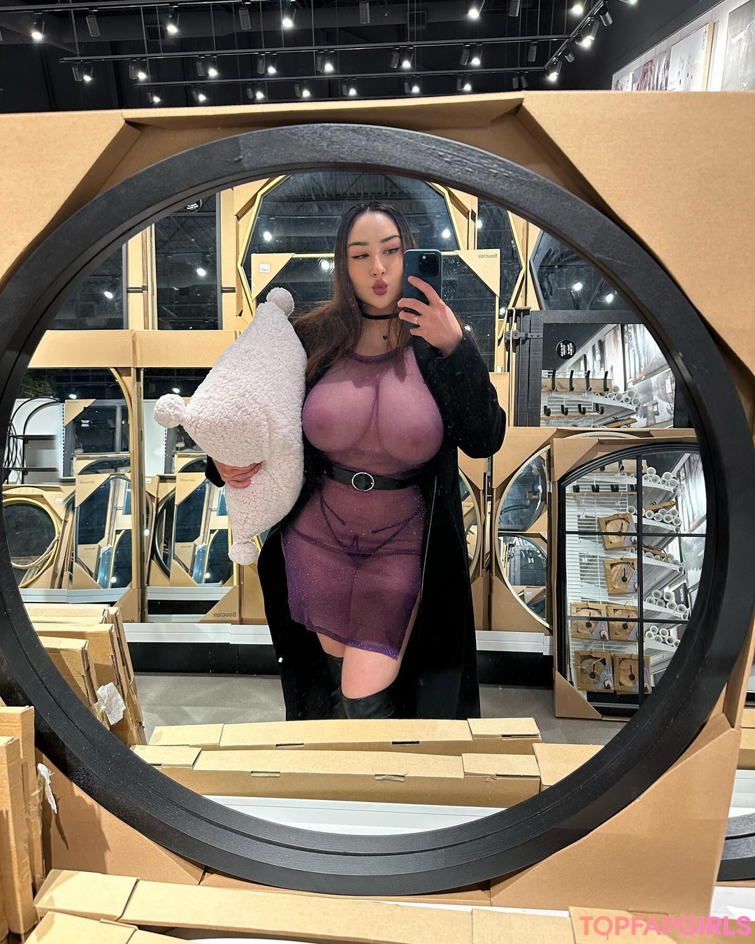 Nacktes geleaktes OnlyFans-Foto von Louisa Khovanski #1165