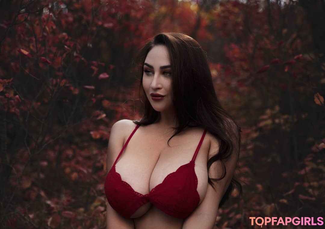 Nacktes geleaktes OnlyFans-Foto von Louisa Khovanski #549