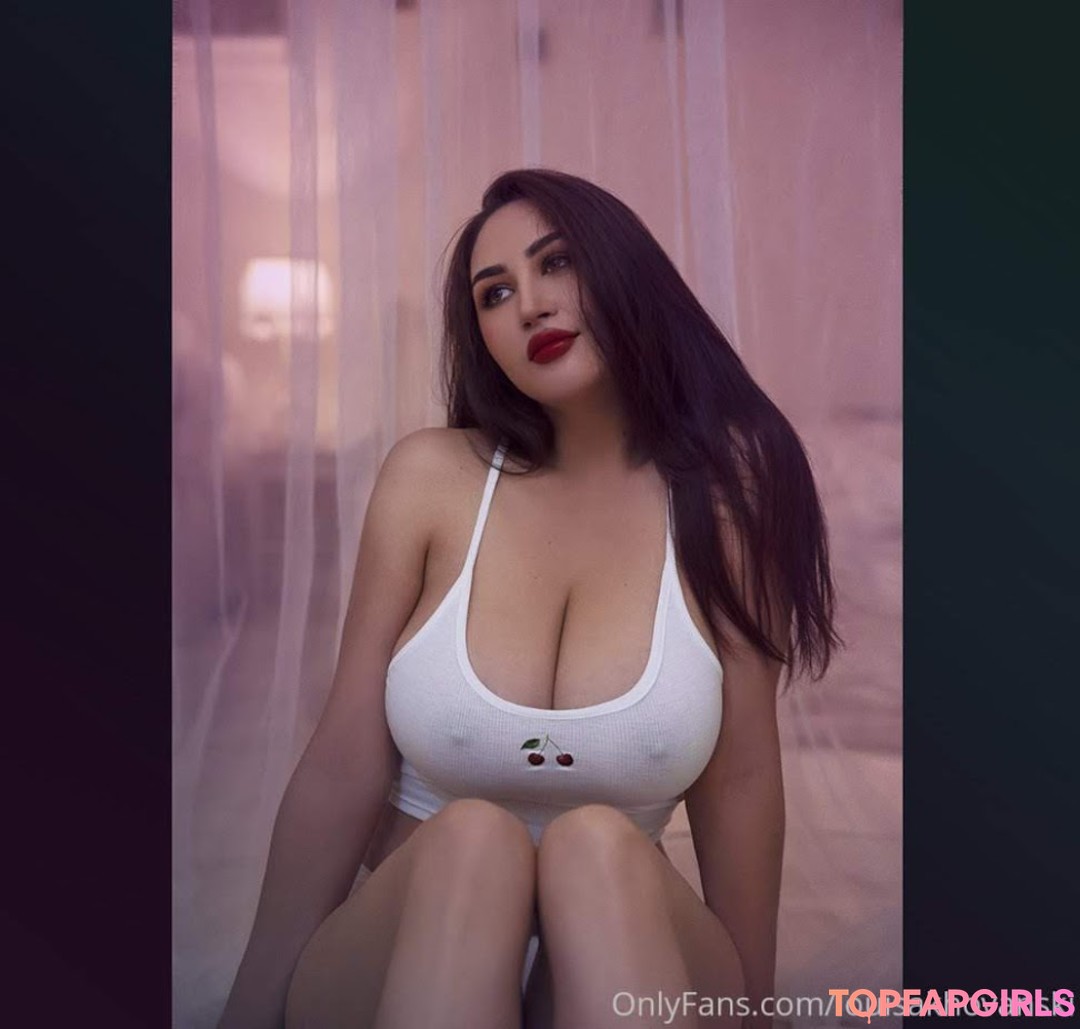 Nacktes geleaktes OnlyFans-Foto von Louisa Khovanski #560