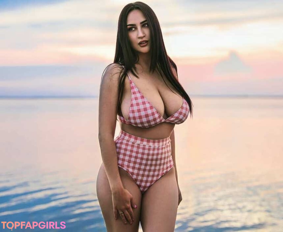 Nacktes geleaktes OnlyFans-Foto von Louisa Khovanski #770